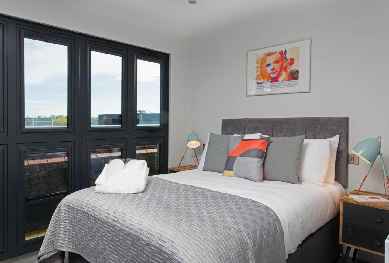 מילטון קינס Cotels At 7Zero1 Serviced Apartments - Modern Apartments, Superfast Broadband, Free Parking, Centrally Located מראה חיצוני תמונה