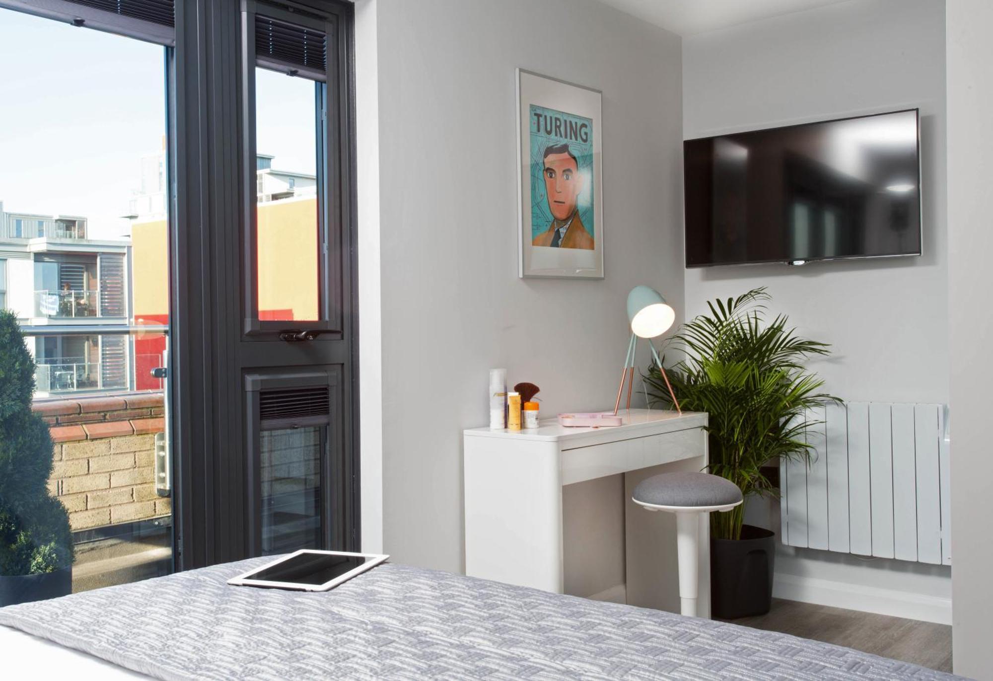 מילטון קינס Cotels At 7Zero1 Serviced Apartments - Modern Apartments, Superfast Broadband, Free Parking, Centrally Located מראה חיצוני תמונה